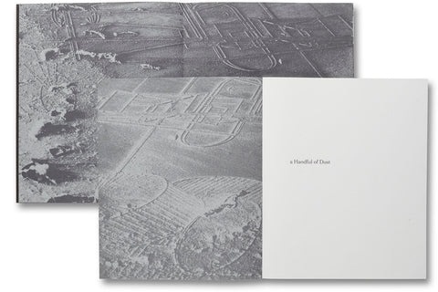 a Handful of Dust (First edition)  David Campany - MACK