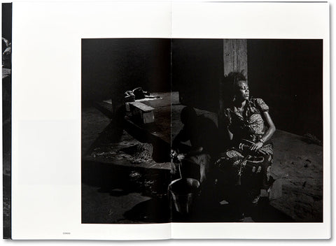 Scene  Alex Majoli (English edition) - MACK