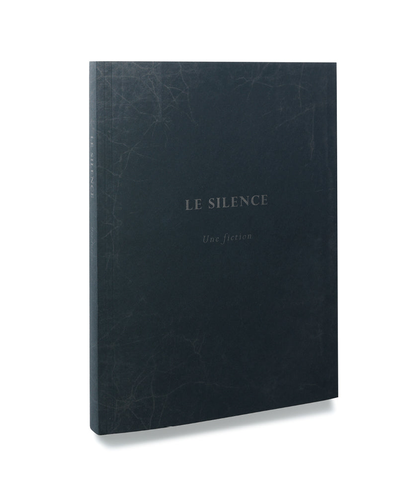 LE SILENCE Une fiction <br> Cristiano Raimondi (ed.) & Simone Menegoi (ed.) - MACK